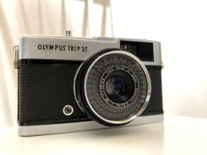 作例あり】フィルムカメラ最初の1台におすすめ！OLYMPUS TRIP35 