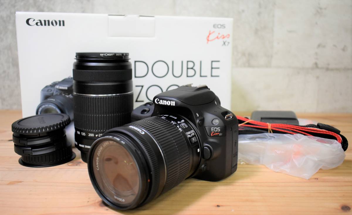Canon EOS Kiss X7 ダブルズームキット │ カメラ買取ナンバーワン